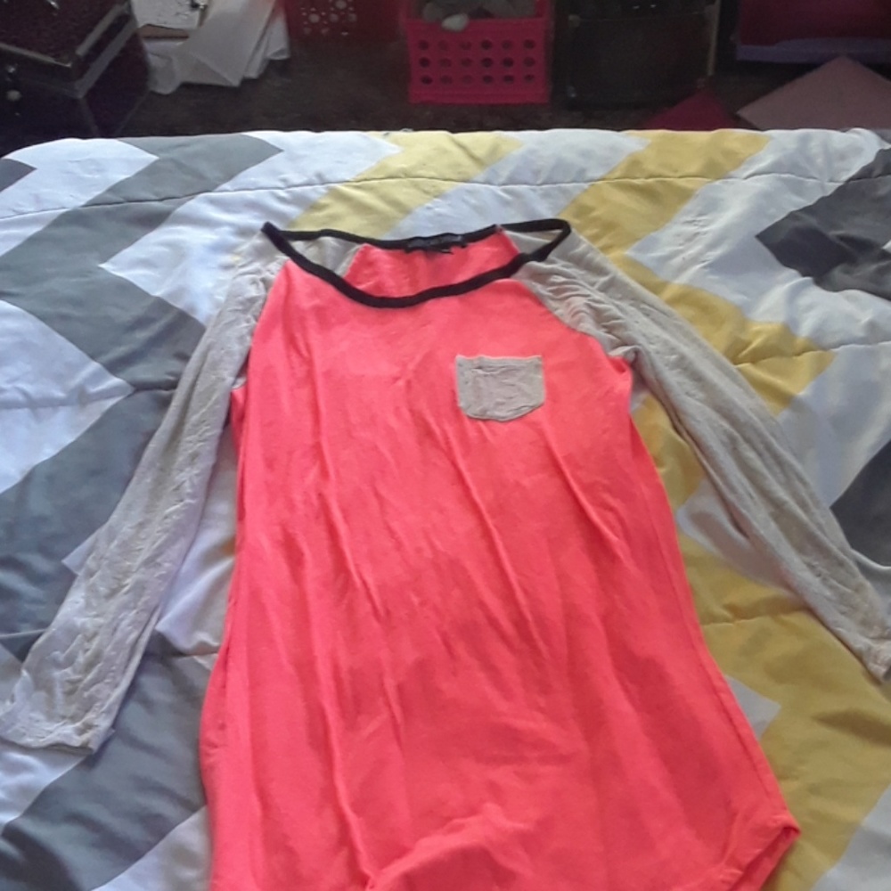 Tight Long sleaved shirt
